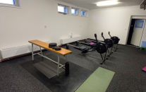 Nová podlaha a topení v posilovně!