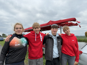 šestikilák - dlouhá dráha Vraňany-Hořín... O zlatý hřebík